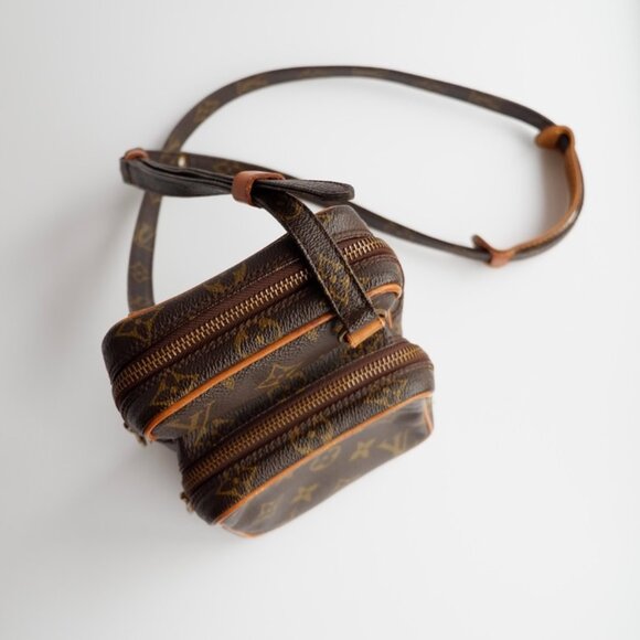 Authentic Preowned Vintage Louis Vuitton Monogram Mini Amazone Crossbody Bag - Picture 10 of 16